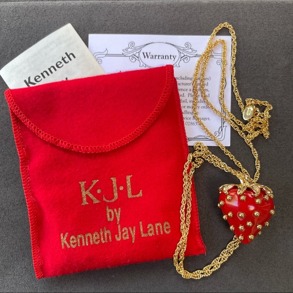 Strawberry Pendant - Picture 2 of 7